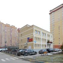 Вид здания Административное здание «поселок ВНИИССОК, Михаила Кутузова ул., 3А»